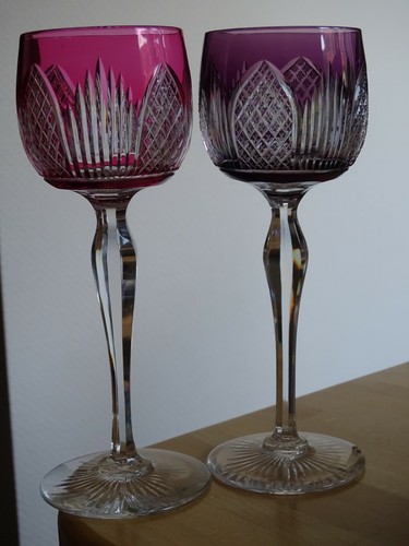 Anciens verres vin couleur - a,