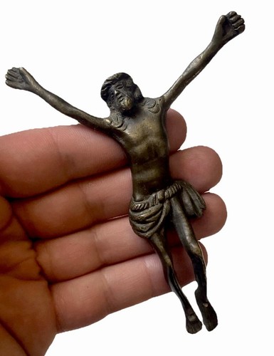 Petit christ bronze xvi - en,