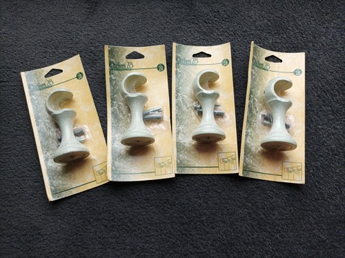 Lot 4 supports - lot,