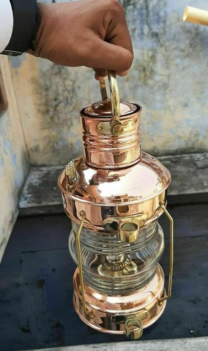 Lampe huile ancre en - à,