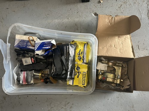 Vend lot pièce hummer h1 - lot,