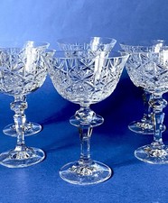 Elégantes Dix Coupes À