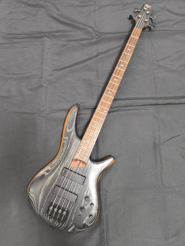 Ibanez sr670 guitare basse - /,