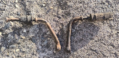 Repose pied avant - #,