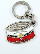 KEYCHAIN - Augis - COD BRANDADE - NÎMES SHEEP - 1960s Enameled Metal