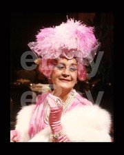 Êtes-Vous Servi (TV) Mollie