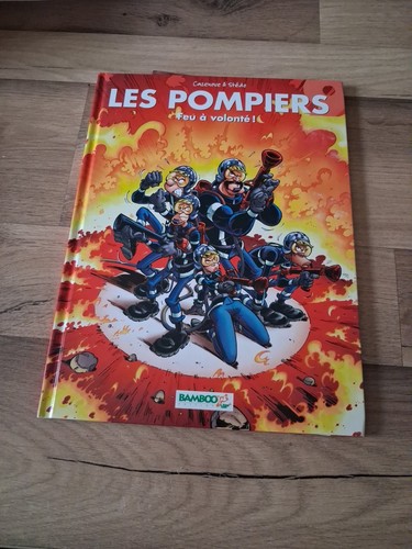 Livre les pompiers - , a