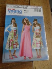  PATRON  "BURDA ROBE ET SON