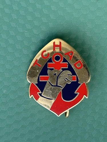 9562 insigne militaire - insigne,
