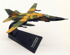 [104] General Dynamics F-111 Aardvark - Jet Âge Military Avion Atlas - 1:144