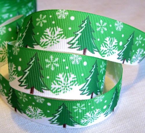 Sapin noël enneigé - sapin,