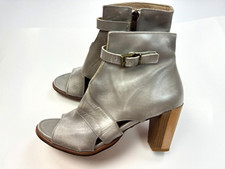 Neosens Open Toe Ankle Booties Women 38 US 6.5 Cut out Leather Block Heel Gray