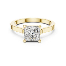 Bague diamant taille princesse