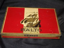 Ancienne Boîte pour 50