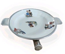 ASSIETTE A BOUILLIE DECOR ENFANTS DE GERMAINE BOURET PORCELAINE ET METAL CHROME.