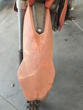 PASSAGE DE ROUE AVANT DROIT /