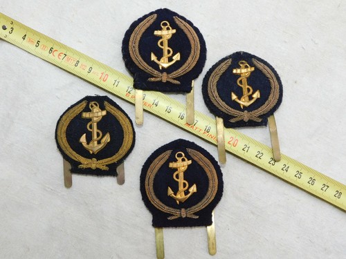 Lot anciens insignes - lot,