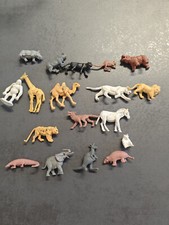 18 Figurines, Animaux  sauvage