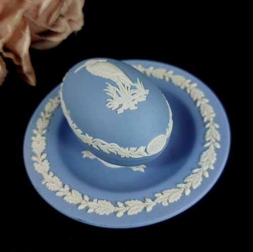 Wedgwood jasperware white - wedgwood,