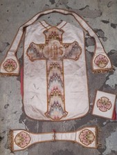 Chasuble ancien Religieux Brodée Prêtre Église avec Accessoires 19 Eme