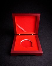 Écrin Luxe Bois Rouge 10x10cm