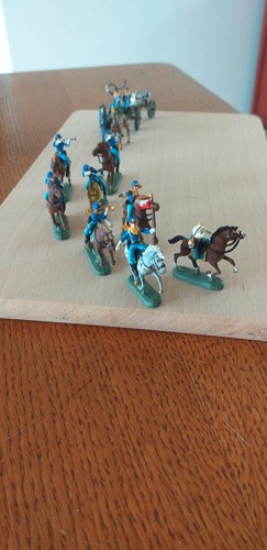 Petits soldats 72e - petits,