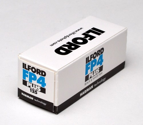 Ilford fp4 125 iso - 120, noir