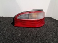 Feu arriere principal droit