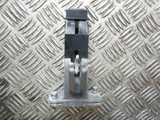 poussoir serrure du capot