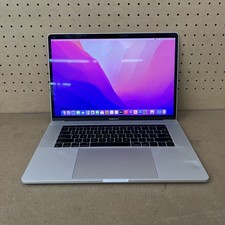 Apple MacBook Pro 15” 2016 Intel Core i7-6700HQ 2.6GHz 250GB 16 GB *Read Desc*
