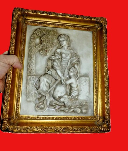 Bas relief pierre - relief, en