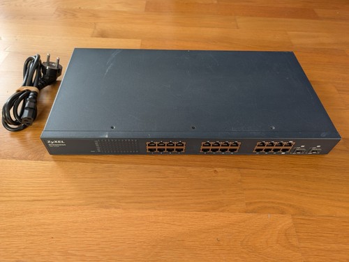 Zyxel 1124 port - 24-port, gigabit