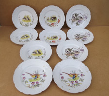 10 anciennes assiettes