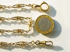 BELLE CHAÎNE DE MONTRE A