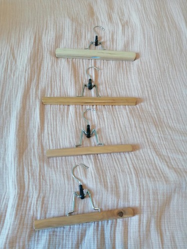 Cintres pinces bois - 4,