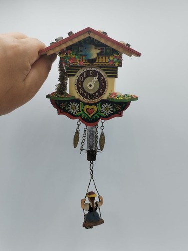Pendule coucou miniature