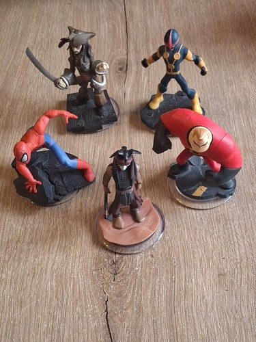 Lot figurines jeu - figurines,