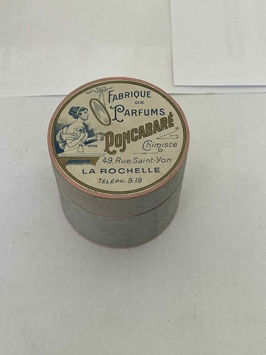 Ancienne boite publicitaire - boite, en
