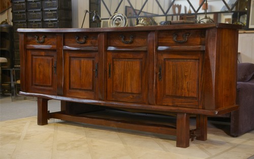 Buffet brutaliste orme par - orme,