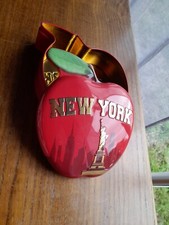 boite métalique forme POMME