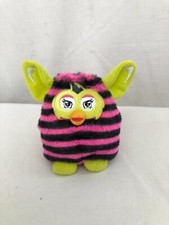 Peluche Furby rose fluo et noire à rayures 10cm PEE026