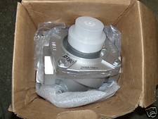 HONEYWELL V5055A1004 Actuated Fluid Gas Valve Body New