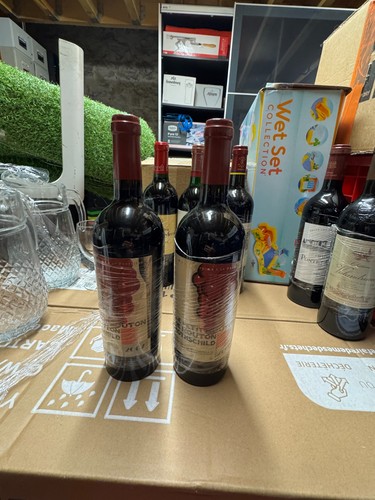 Vends bouteille vin - de,