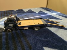 Danbury Mint 1/24th Scale DIECAST 1938 GMC C.O.E CABOVER  Car HAULER Carrier