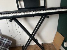 Piano numérique Yamaha NP-31