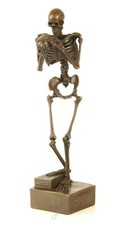 Sculpture En Bronze Squelette Humain Avec Crâne En Bronze Sur Socle H 28
