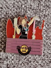 PIN GIRL HARD ROCK CAFE/