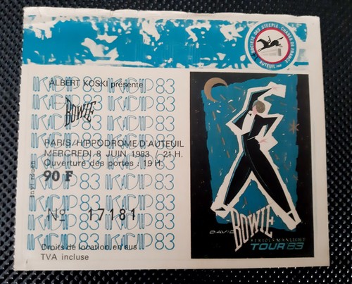 Ticket billet place - place, concert