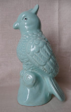 FIGURINE VERT CELADON 