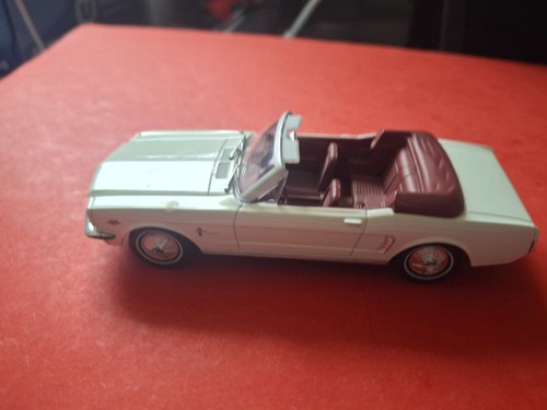 Voiture collection ford - voiture,